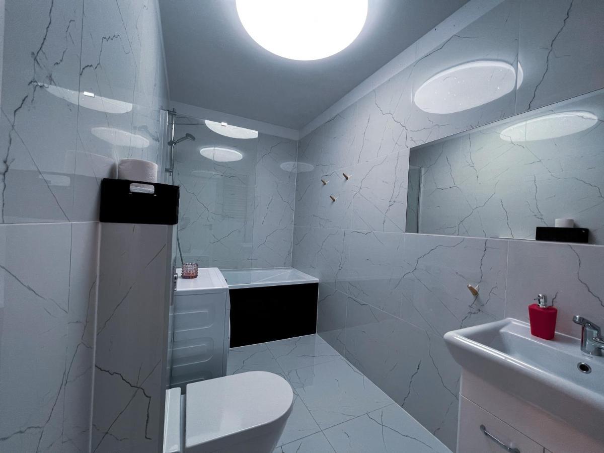 Mojemiedzyzdroje Lu 7A - Luksusowy Apartament 100 Metrow Od Morza Exteriör bild